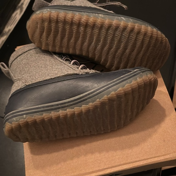 Sperry little boys duck boots, great condition! Size 11 - Picture 3 of 3